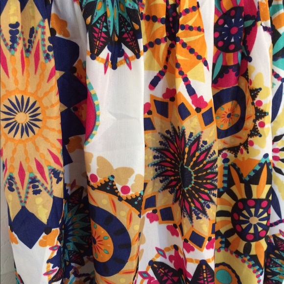 Patterned dress - Picture 3 of 4